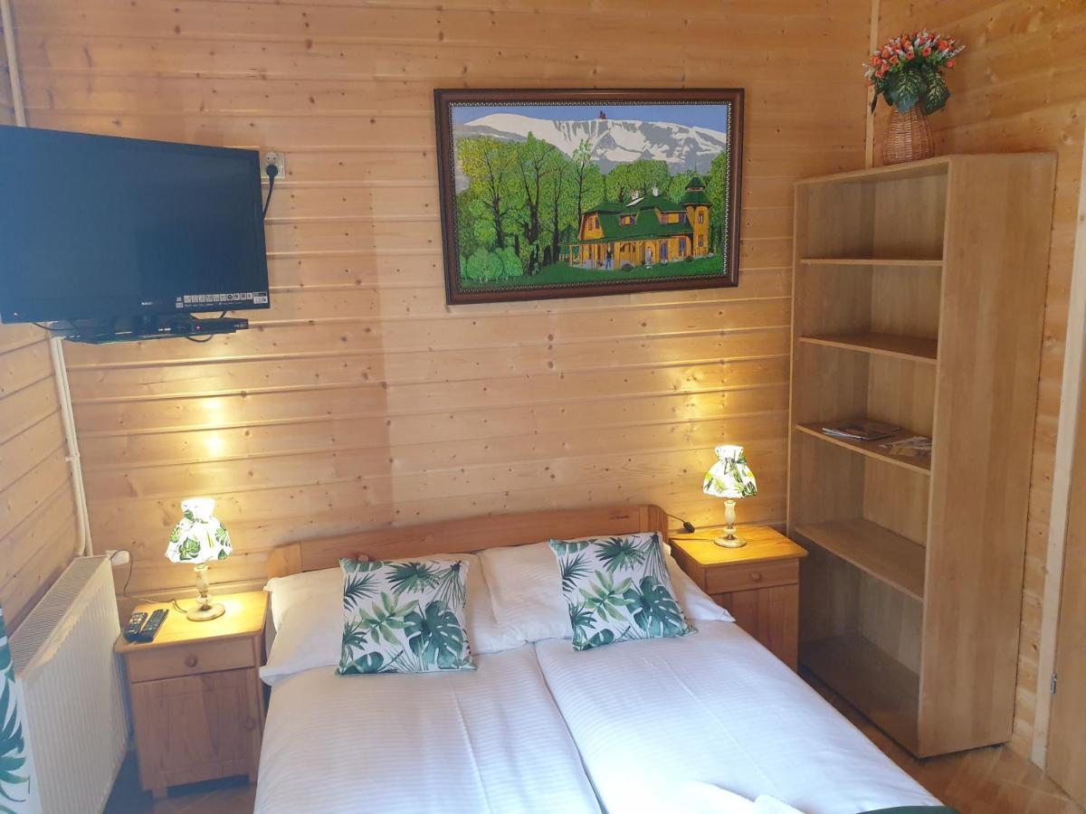 Sobieszow Apartament Basia Zielone Wzgorze -Willa Tosia Exteriör bild